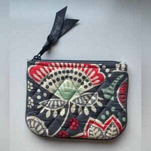 NWOT Vera Bradley Quilted Zippered Pouch - RETIRED Nomadic Floral Pattern